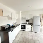 Grand 2 Pieces Au Coeur De Cannes